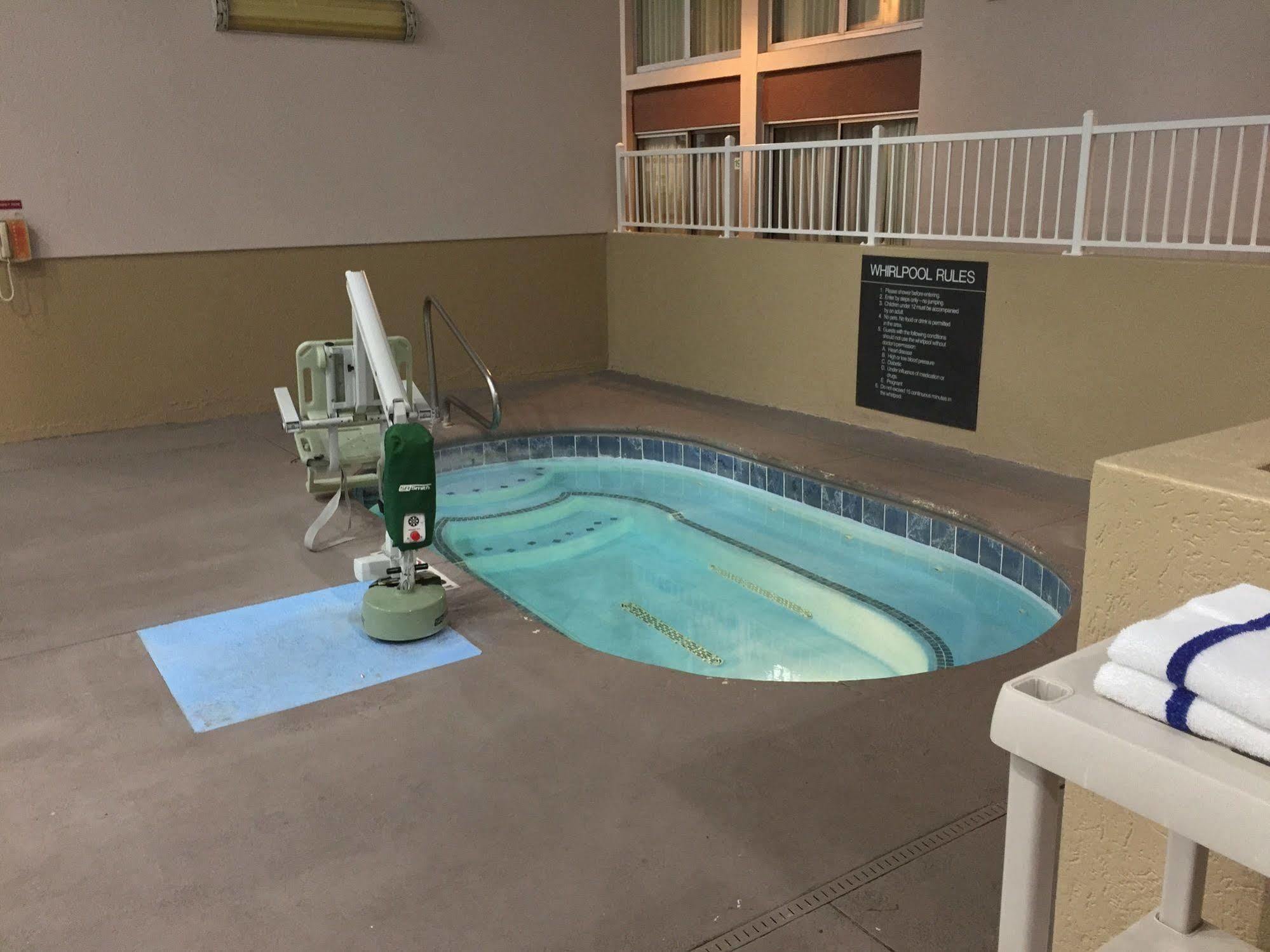Americas Best Value Inn & Suites-Boise Exterior photo